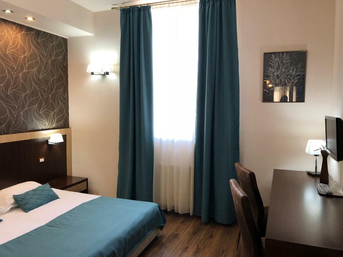 Pensiunea Lido Piatra Neamţ Exterior foto